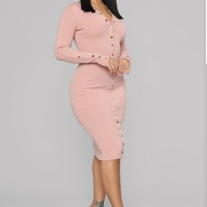 Long sleeve ribbed midi dress